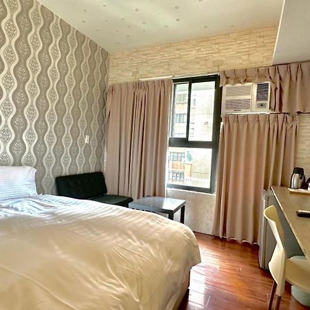 Feng Chia Hygge Apartment Taichung Luaran gambar