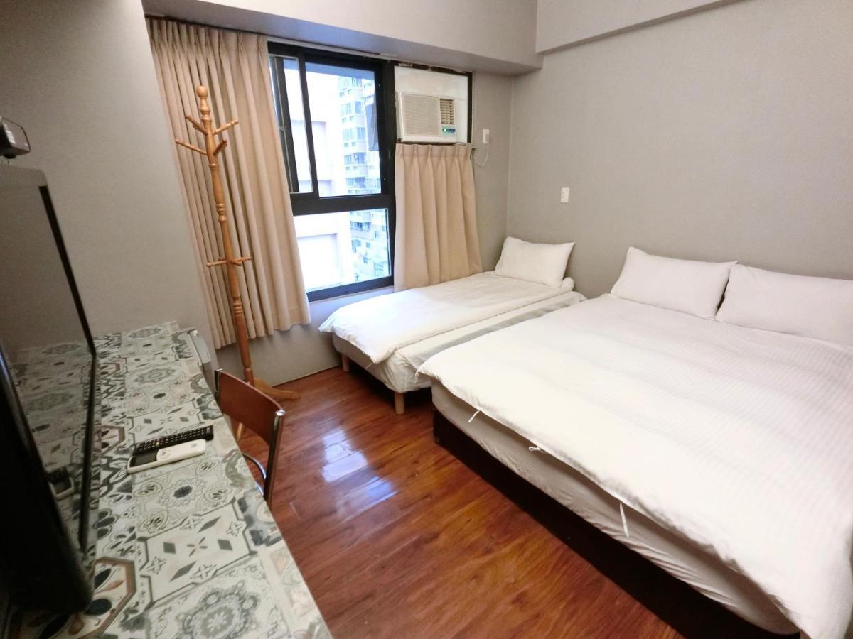 Feng Chia Hygge Apartment Taichung Luaran gambar