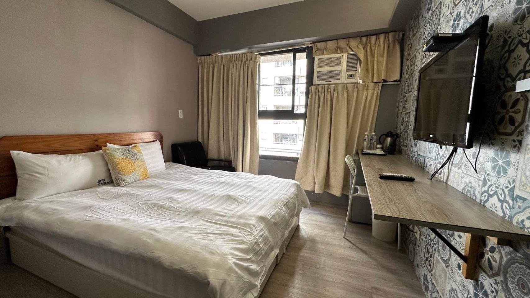 Feng Chia Hygge Apartment Taichung Luaran gambar
