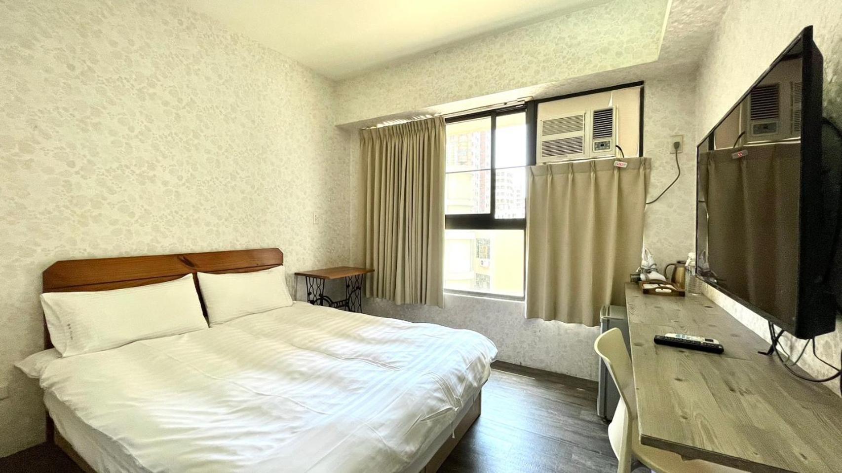 Feng Chia Hygge Apartment Taichung Luaran gambar