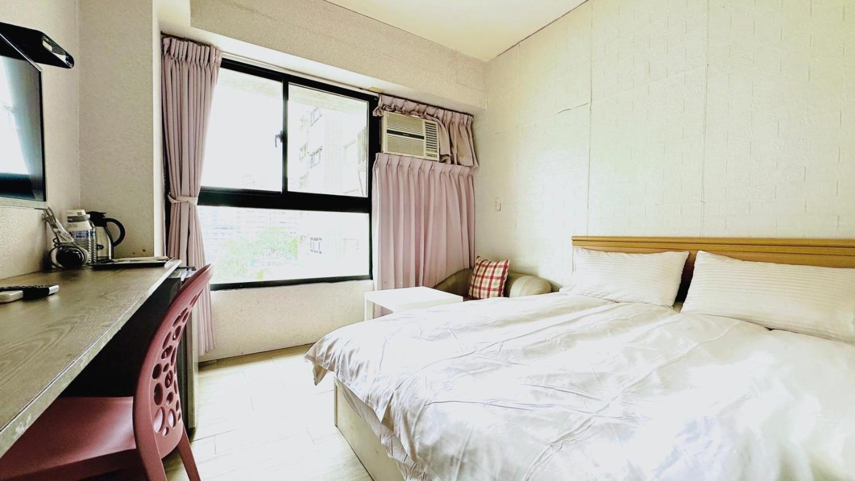 Feng Chia Hygge Apartment Taichung Luaran gambar